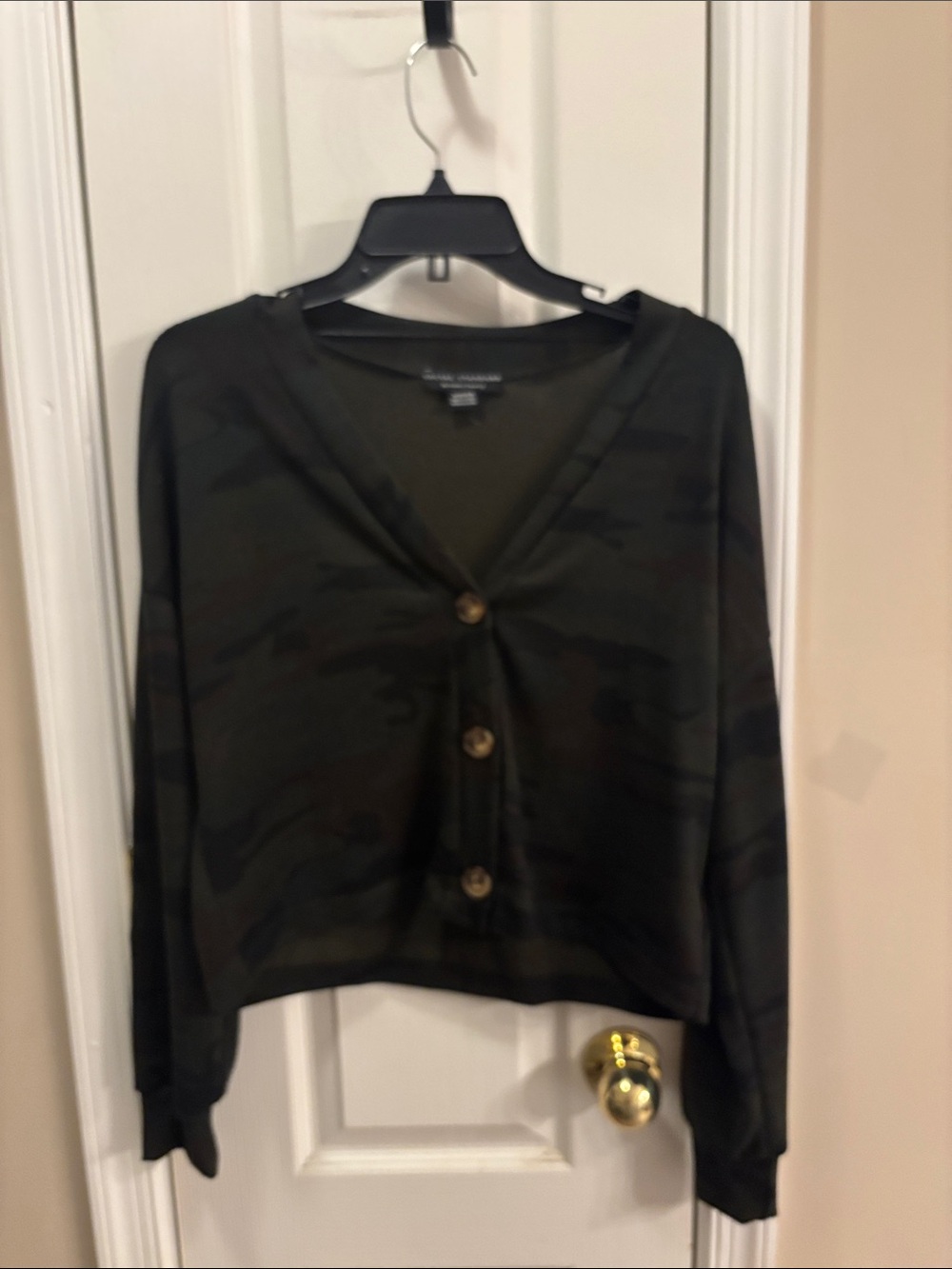 Social standard by sanctuary Olive Camo Button-Front Cardigan size XS